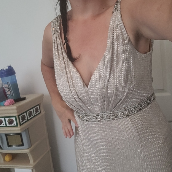 Wedding dress - Picture 13 of 16